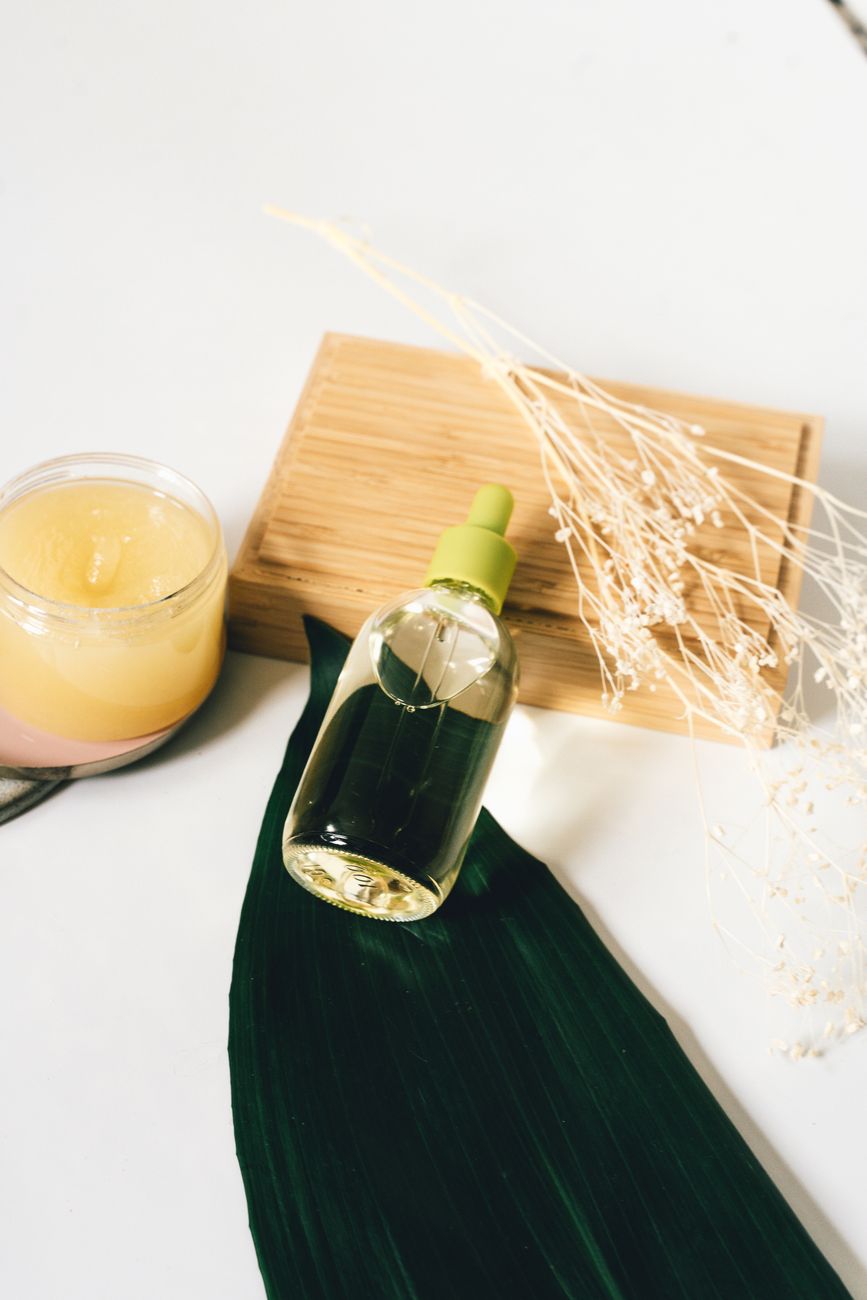 Kodėl „natūrali” kosmetika gali būti pavojingesnė už įprastą: 7 ingredientai, kurių reikėtų vengti