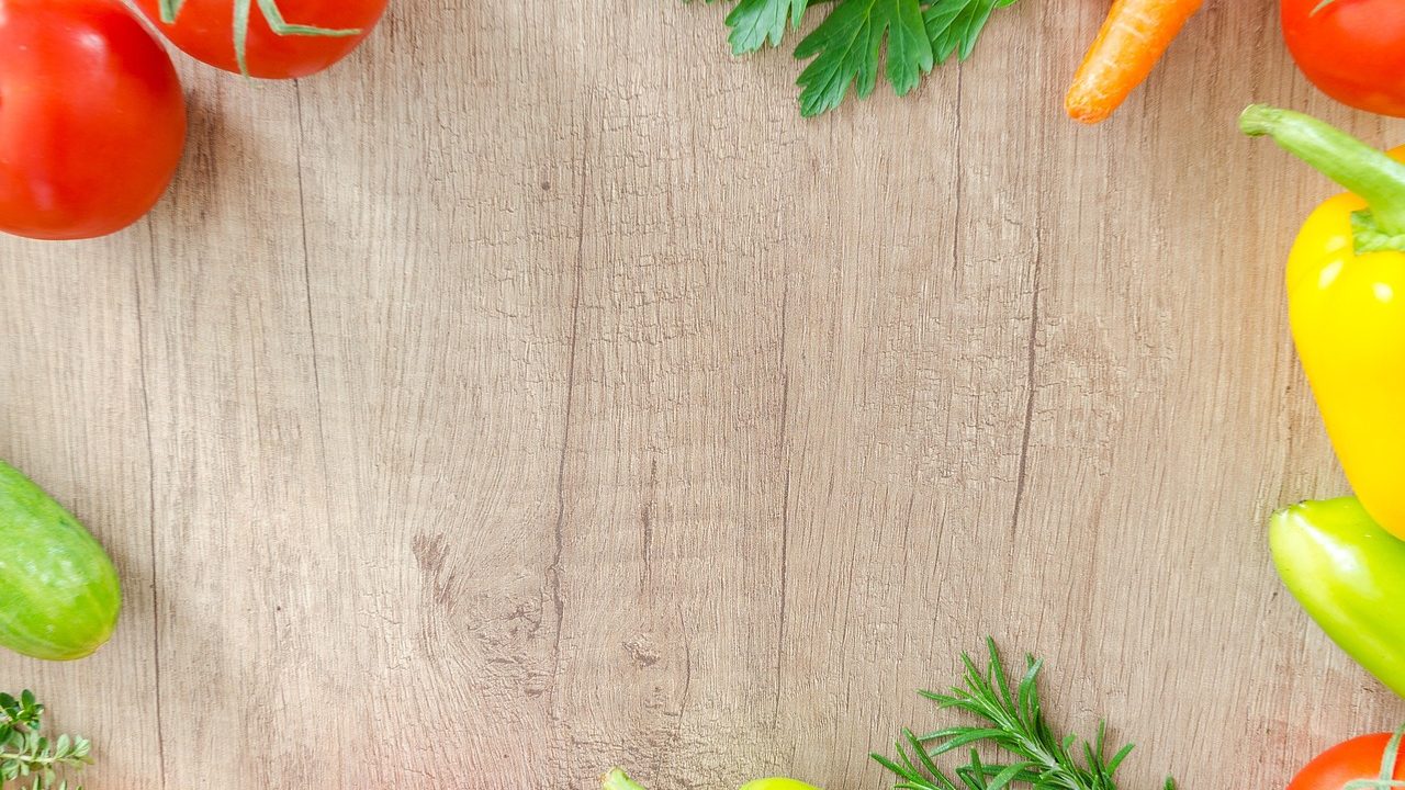 Pelėsis ant maisto: kuriuos produktus galima nupjauti, o kuriuos reikia išmesti